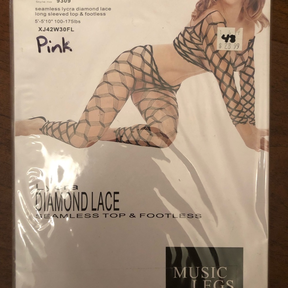 Pink diamond lace top and footless bottom